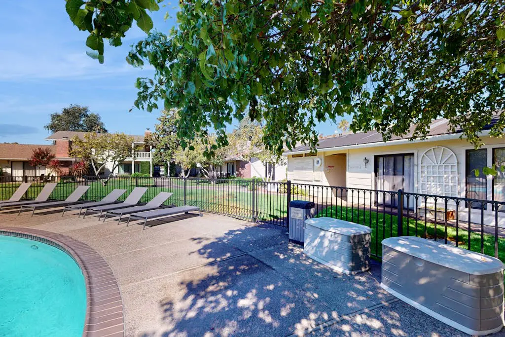 Napa Silverado Golf Course Condos with Pool