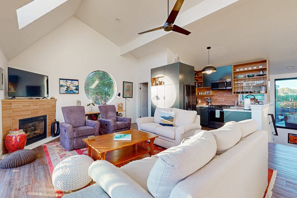Bodega Bay Oceanview Home near Golf Course