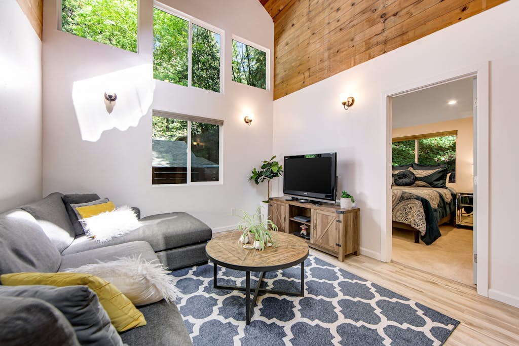 Guerneville Redwood Canyon Retreat with Patio & Grill
