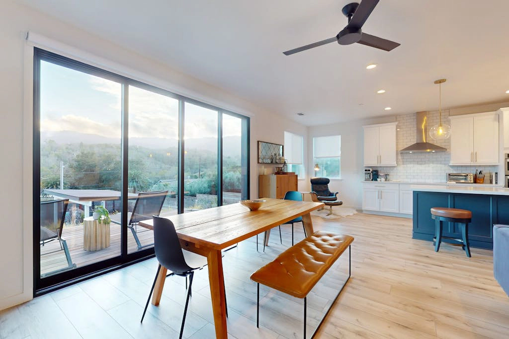 Chardonnay Getaway - Glen Ellen Dog-Friendly Hillside Retreat with Hot Tub & Valley Views