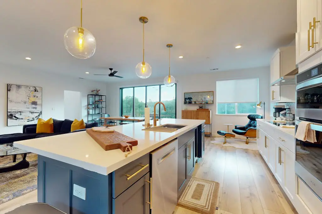 Chardonnay Getaway - Glen Ellen Dog-Friendly Hillside Retreat with Hot Tub & Valley Views