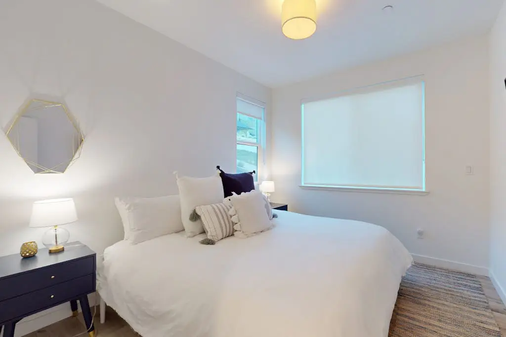Chardonnay Getaway - Glen Ellen Dog-Friendly Hillside Retreat with Hot Tub & Valley Views