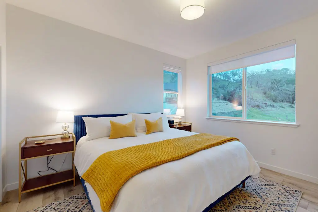 Chardonnay Getaway - Glen Ellen Dog-Friendly Hillside Retreat with Hot Tub & Valley Views