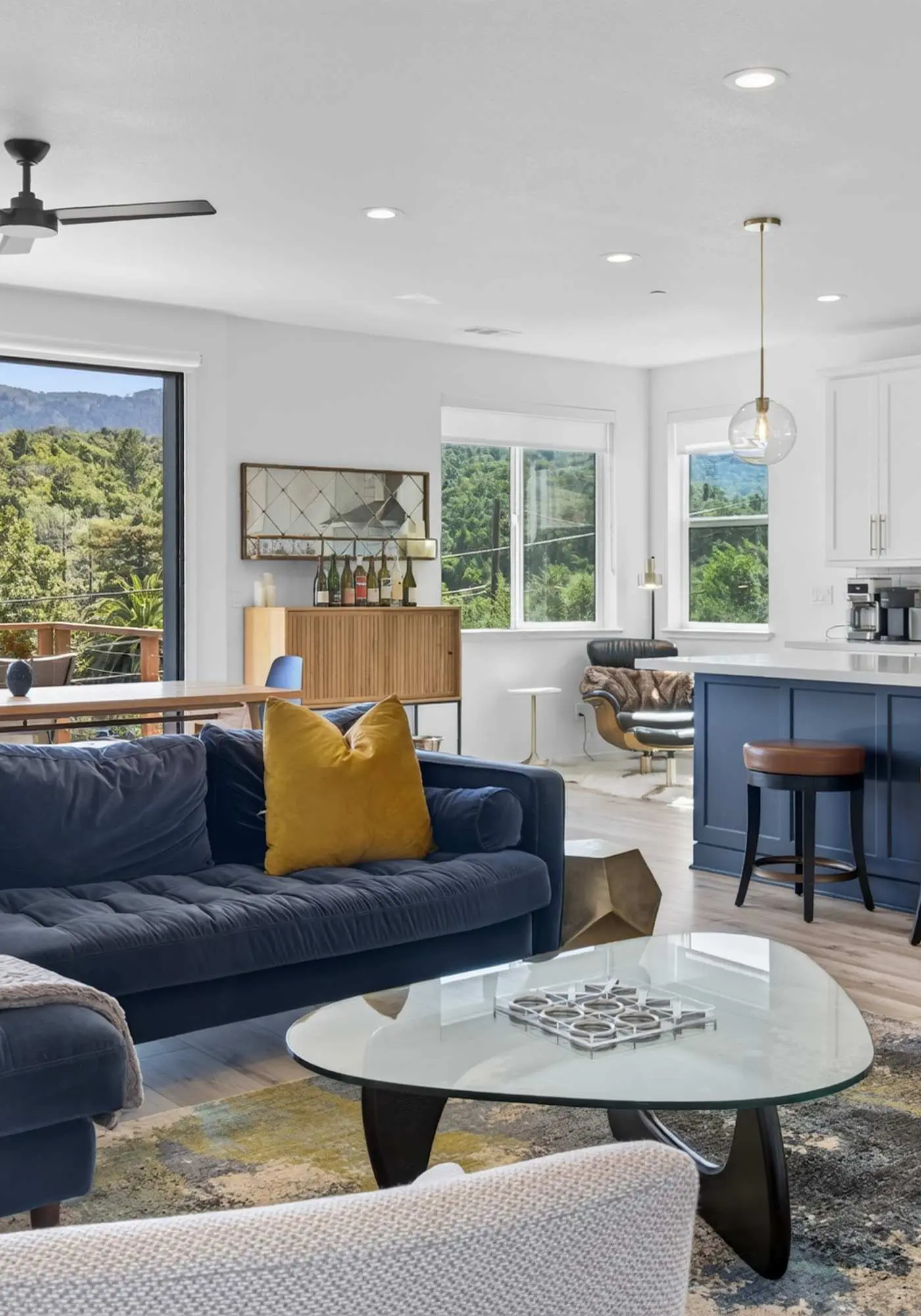 Chardonnay Getaway - Glen Ellen Dog-Friendly Hillside Retreat with Hot Tub & Valley Views