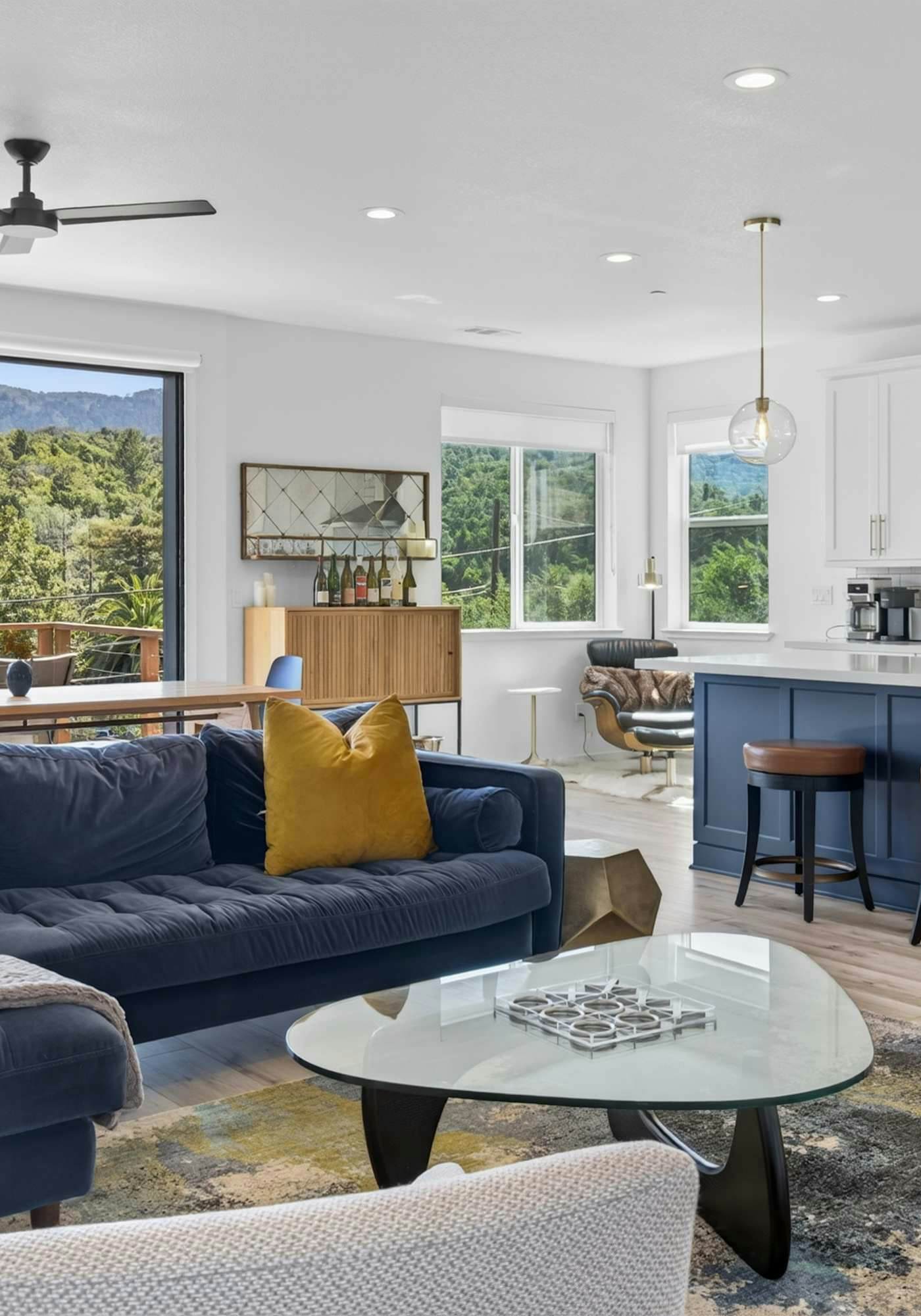 Chardonnay Getaway - Glen Ellen Dog-Friendly Hillside Retreat with Hot Tub & Valley Views