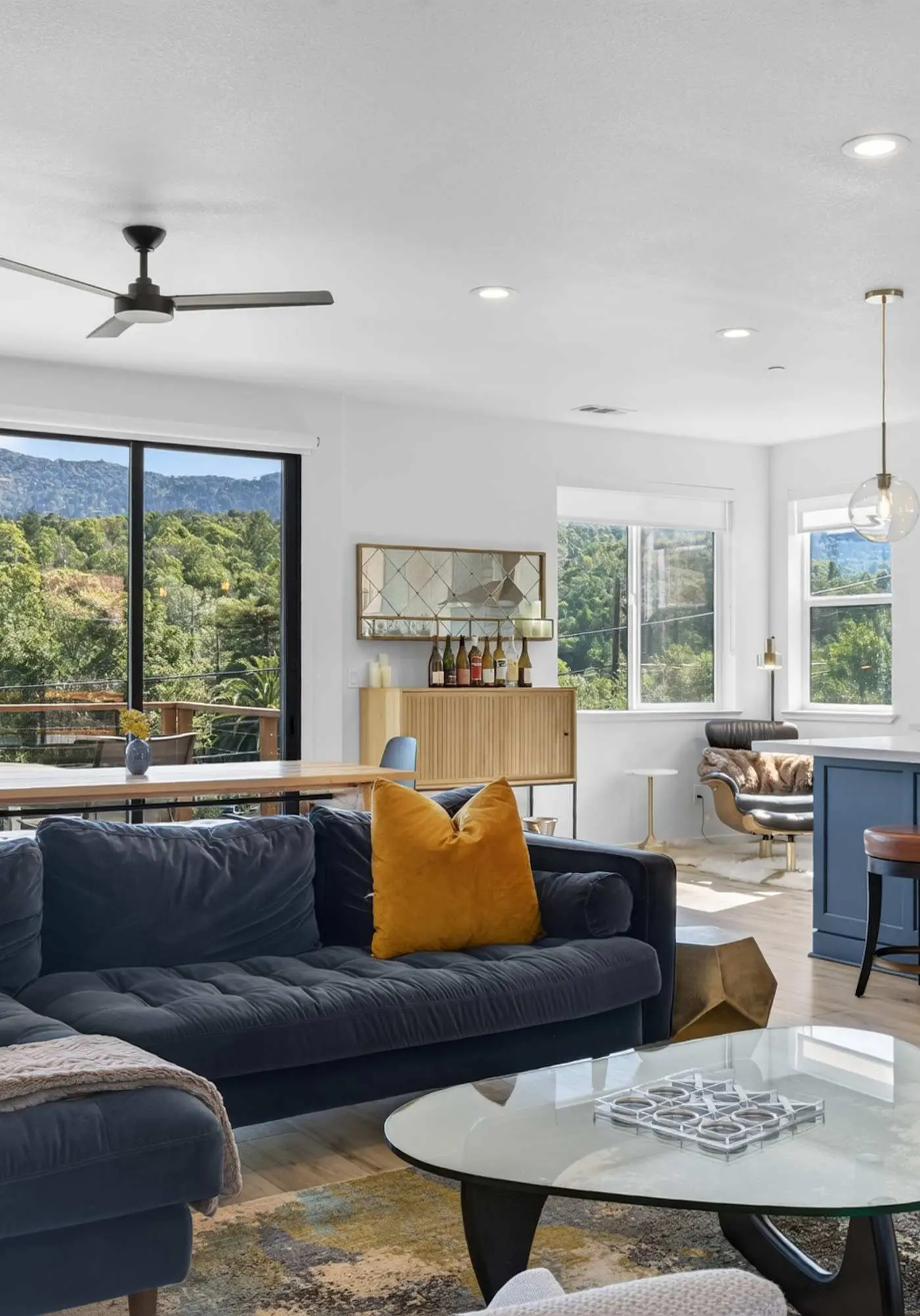 Chardonnay Getaway - Glen Ellen Dog-Friendly Hillside Retreat with Hot Tub & Valley Views