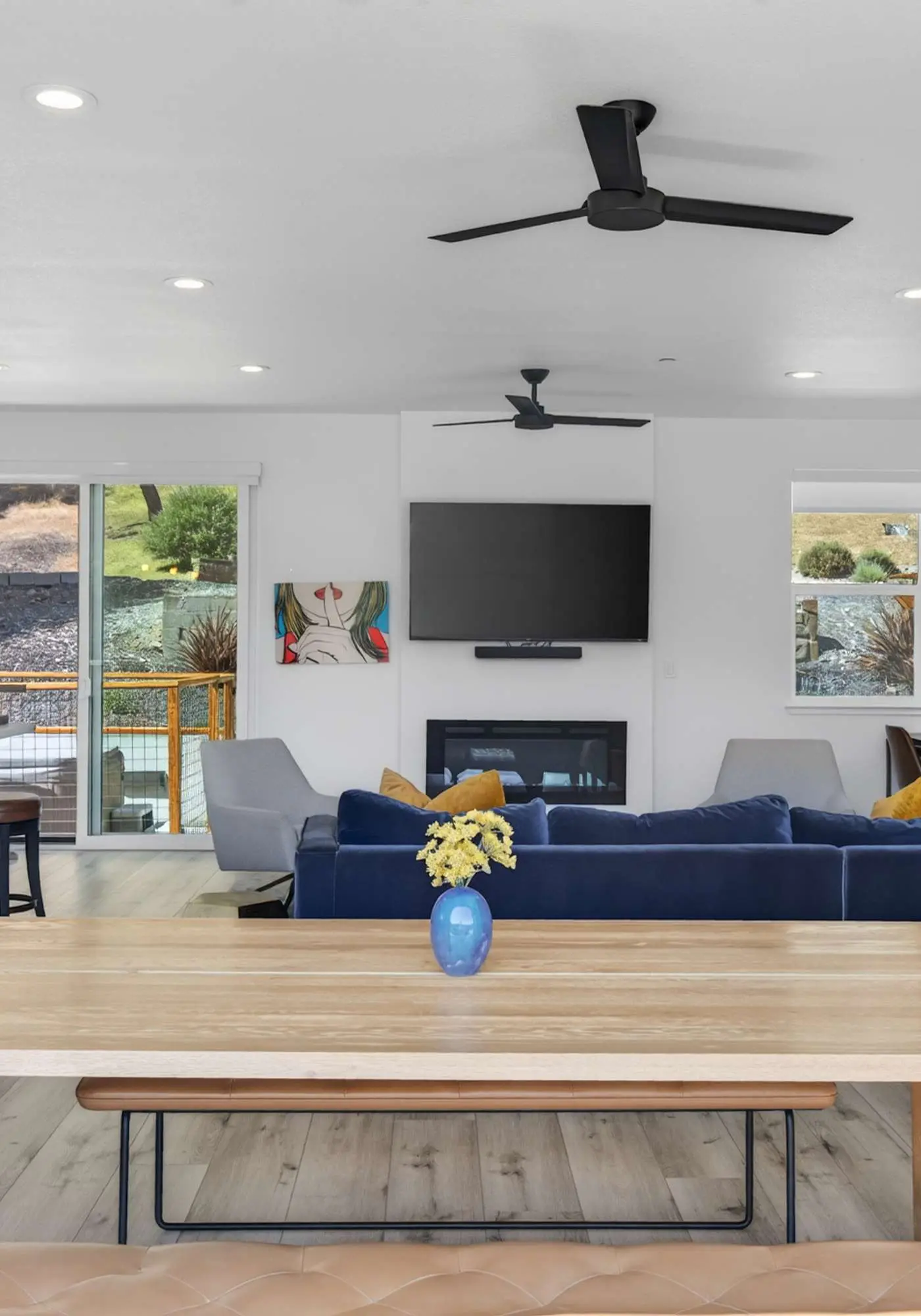 Chardonnay Getaway - Glen Ellen Dog-Friendly Hillside Retreat with Hot Tub & Valley Views