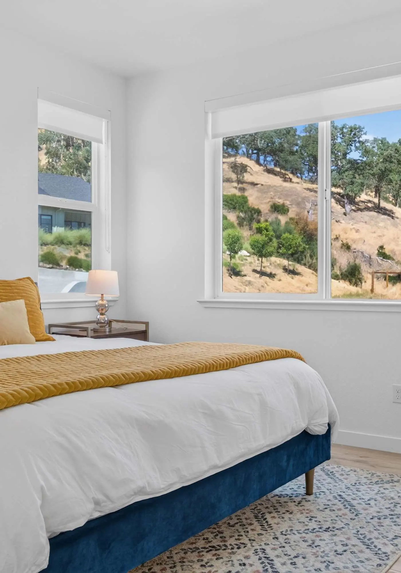 Chardonnay Getaway - Glen Ellen Dog-Friendly Hillside Retreat with Hot Tub & Valley Views