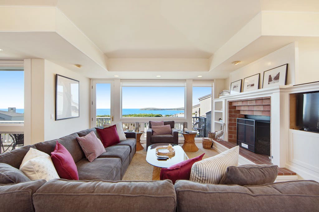 Bodega Harbour Golf Course Oceanview Home with Hot Tub