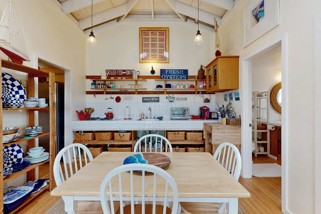 Bodega Bay Salmon Creek Waterfront Cottage for Two and Dogs