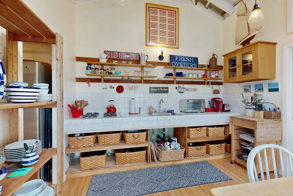 Bodega Bay Salmon Creek Waterfront Cottage for Two and Dogs
