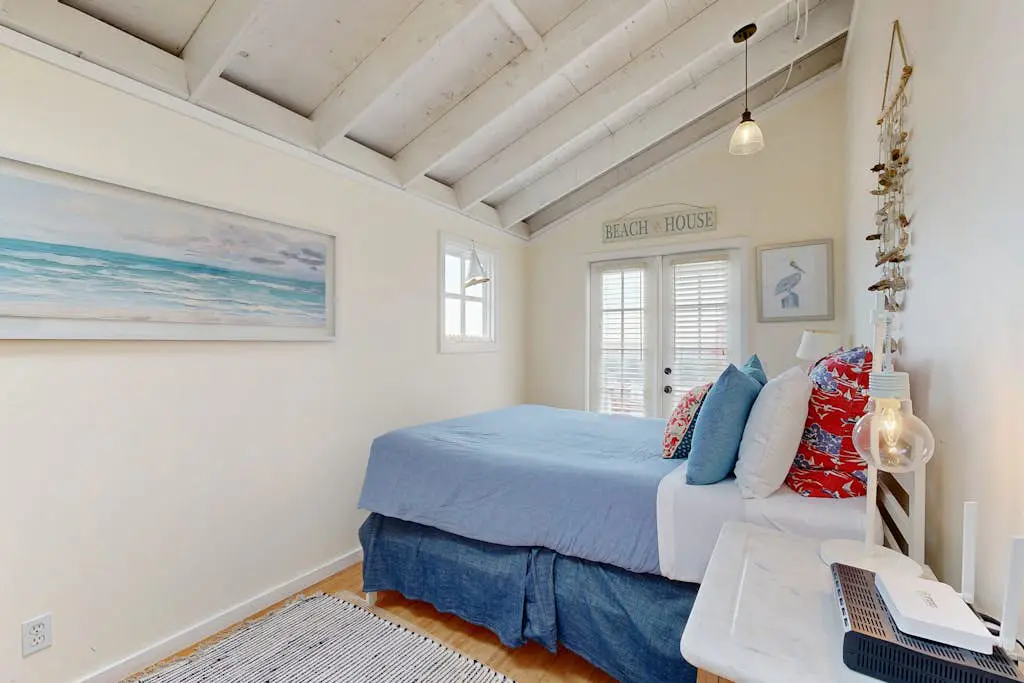 Bodega Bay Salmon Creek Waterfront Cottage for Two and Dogs