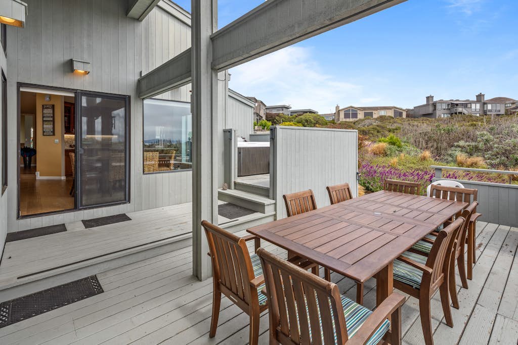 Bodega Harbour Ocean-View Hot Tub Retreat