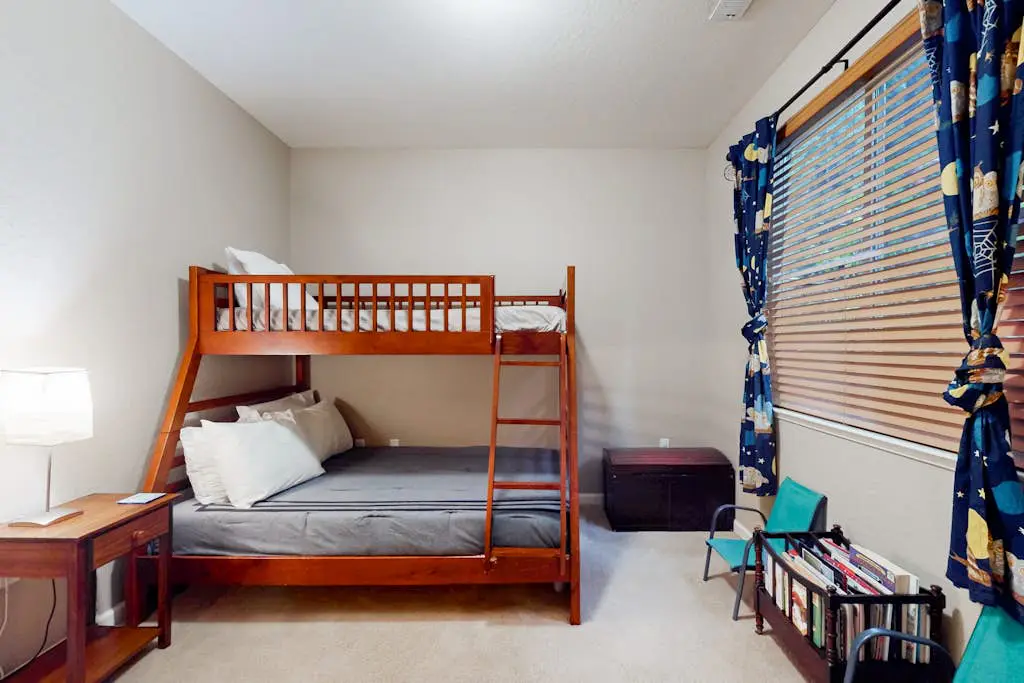 Rio Nido Retreat - Dog-Friendly Redwood Cabin with Fenced Yard near Russian River