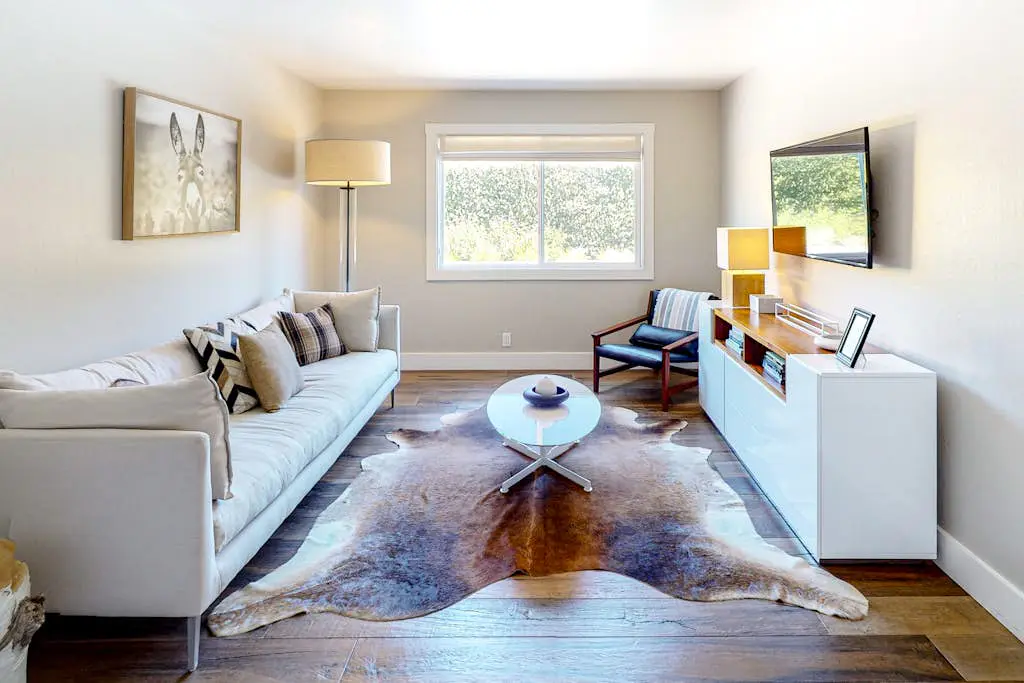 Modern Sonoma Farmhouse with Pool & Hot Tub