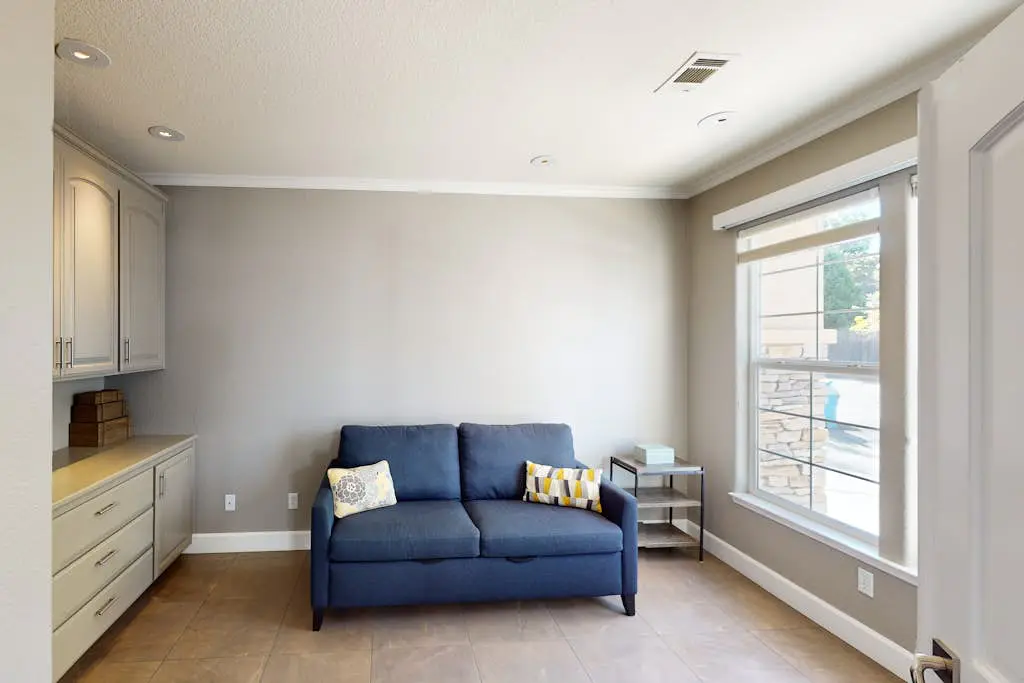 Sonoma Heated Pool Home with Valley Views near Plaza Wineries