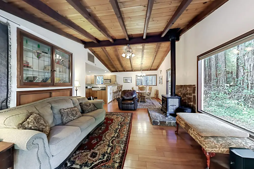 Cazadero Wagging Woods | 3 Gated Acres | Private Hot Tub | Dog-Friendly