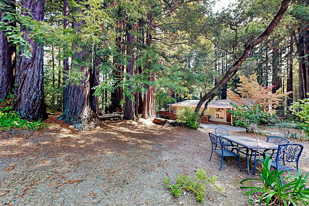 Cazadero Wagging Woods | 3 Gated Acres | Private Hot Tub | Dog-Friendly