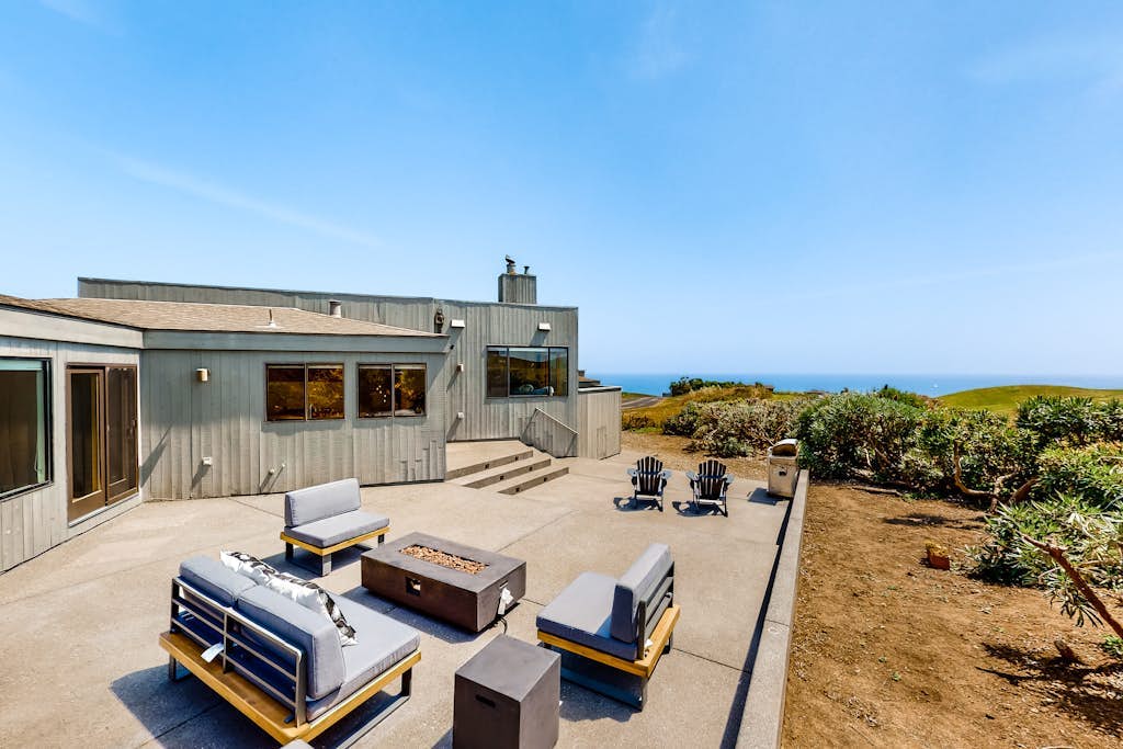Bodega Bay Oceanview Home by Golf Course