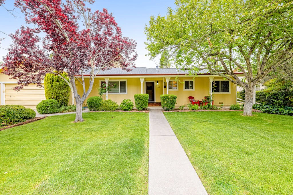 Kenwood Home with Bocce Court and Hot Tub