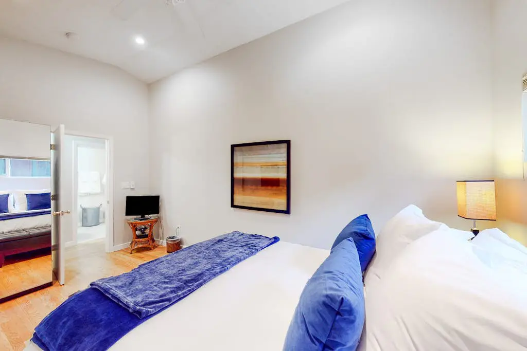 Guerneville Dog-Friendly Redwood Retreat with Hot Tub & Pool