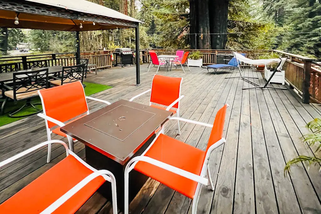 Guerneville Dog-Friendly Redwood Retreat with Hot Tub & Pool