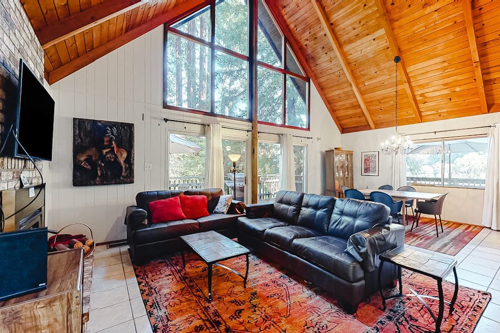 Redwood Lodge - A-Frame on the Russian River