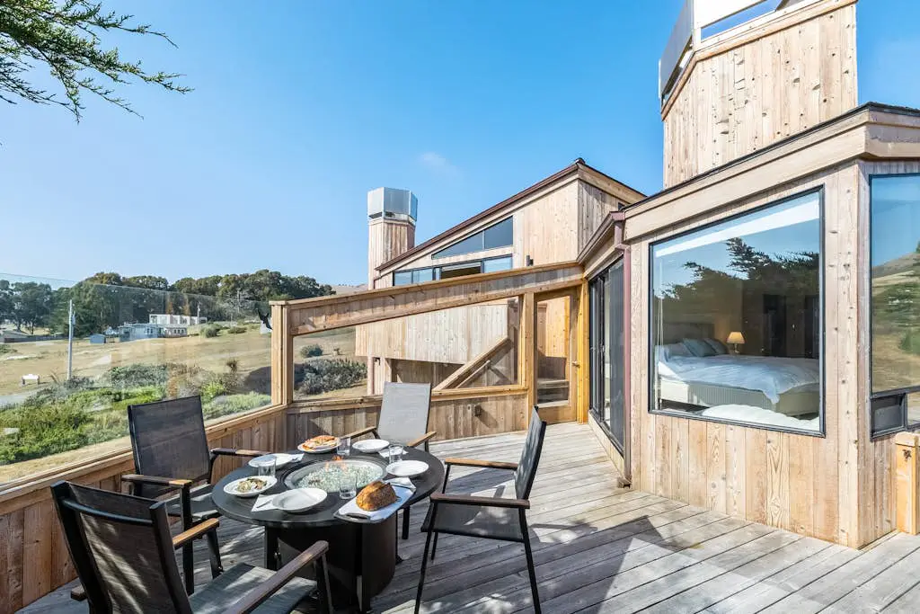 Bodega Bay Architect-Designed Oceanfront Hot Tub Retreat
