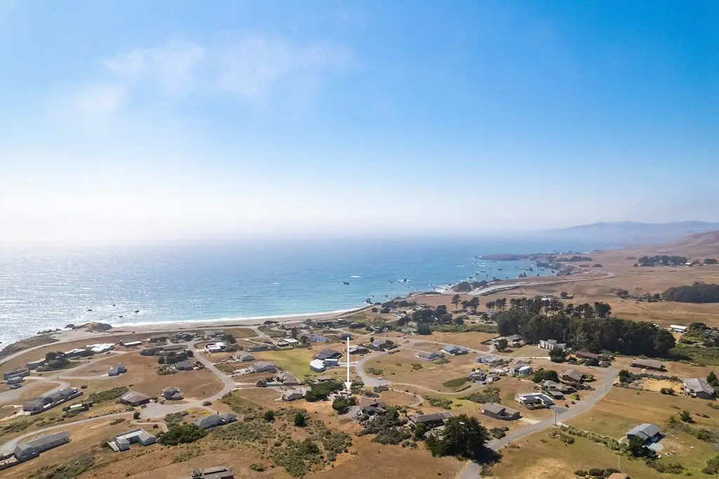 Bodega Bay Architect-Designed Oceanfront Hot Tub Retreat