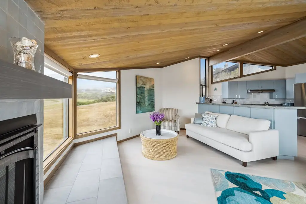 Bodega Bay Architect-Designed Oceanfront Hot Tub Retreat