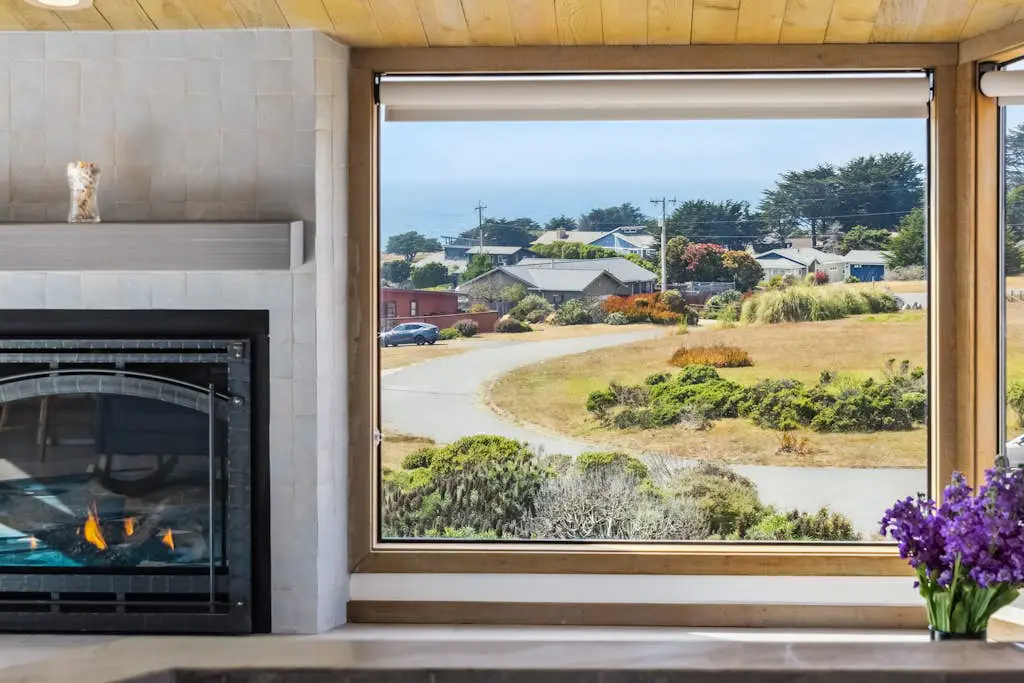 Bodega Bay Architect-Designed Oceanfront Hot Tub Retreat