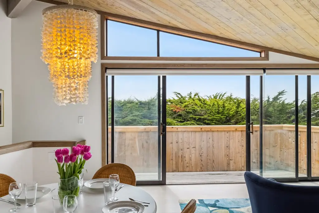 Bodega Bay Architect-Designed Oceanfront Hot Tub Retreat