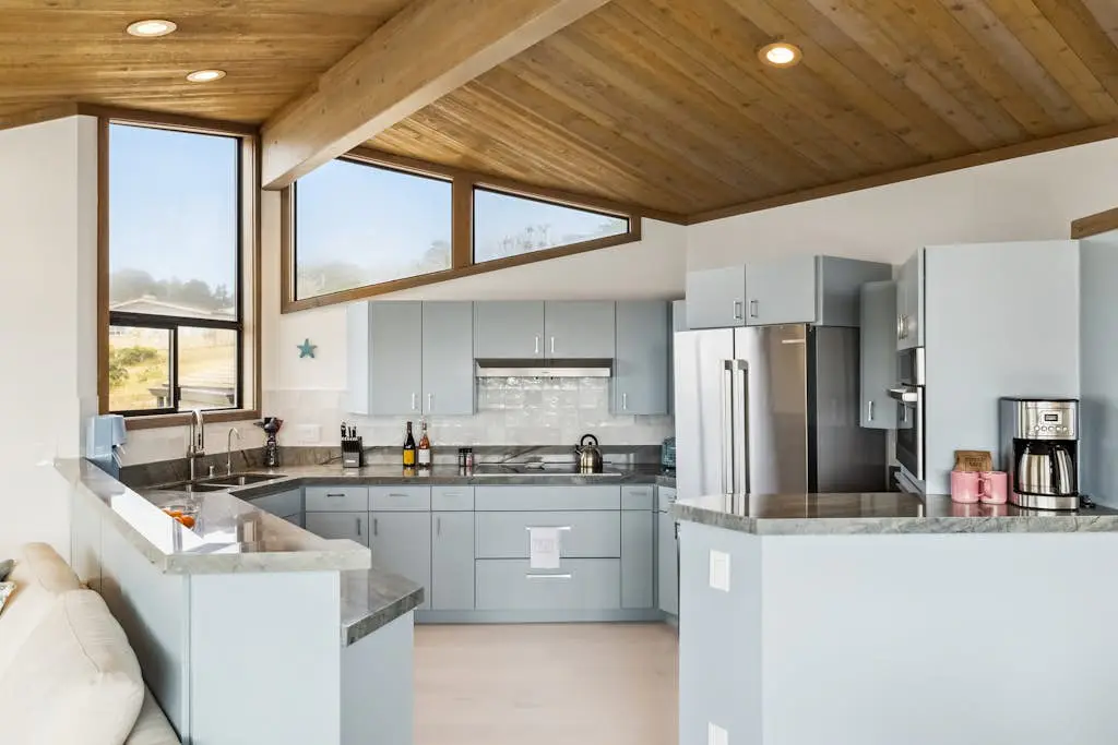 Bodega Bay Architect-Designed Oceanfront Hot Tub Retreat