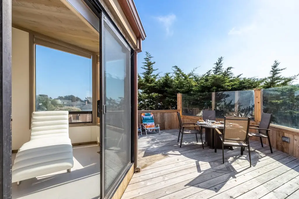 Bodega Bay Architect-Designed Oceanfront Hot Tub Retreat