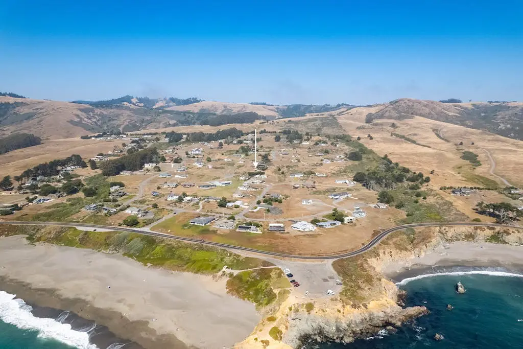 Bodega Bay Architect-Designed Oceanfront Hot Tub Retreat