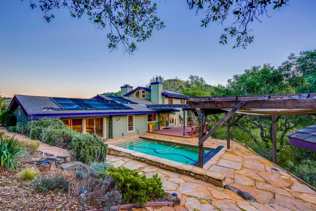 Santa Rosa Wine Country Pool & Hot Tub Retreat