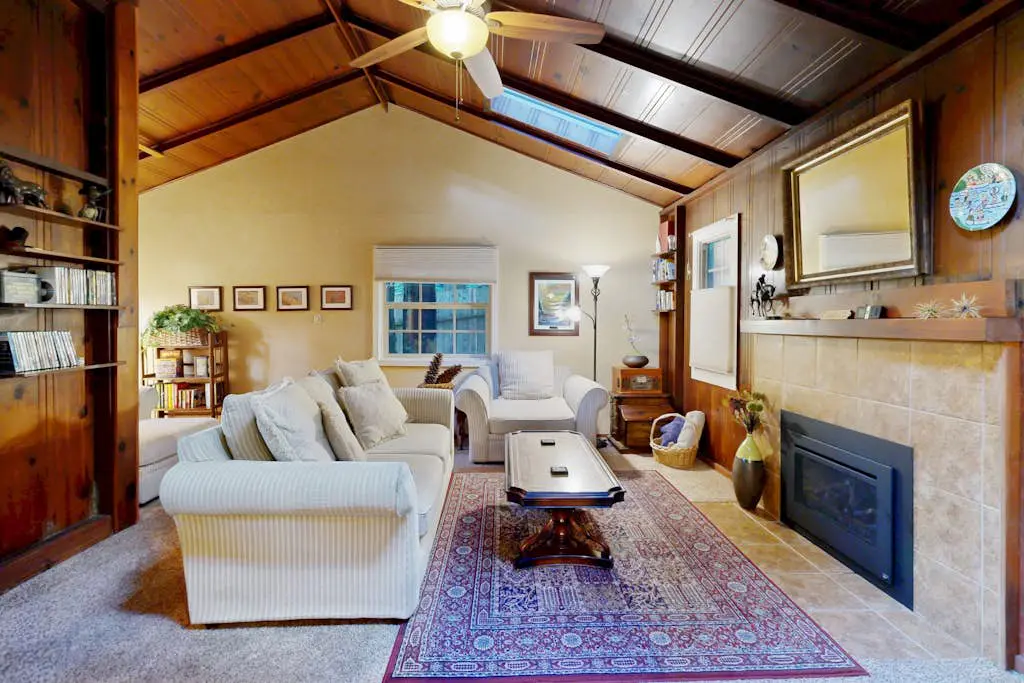 Dog-Friendly Guerneville Cabin near River