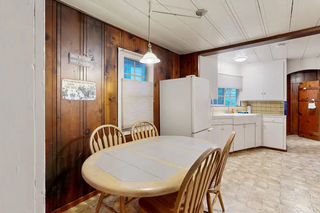 Dog-Friendly Guerneville Cabin near River