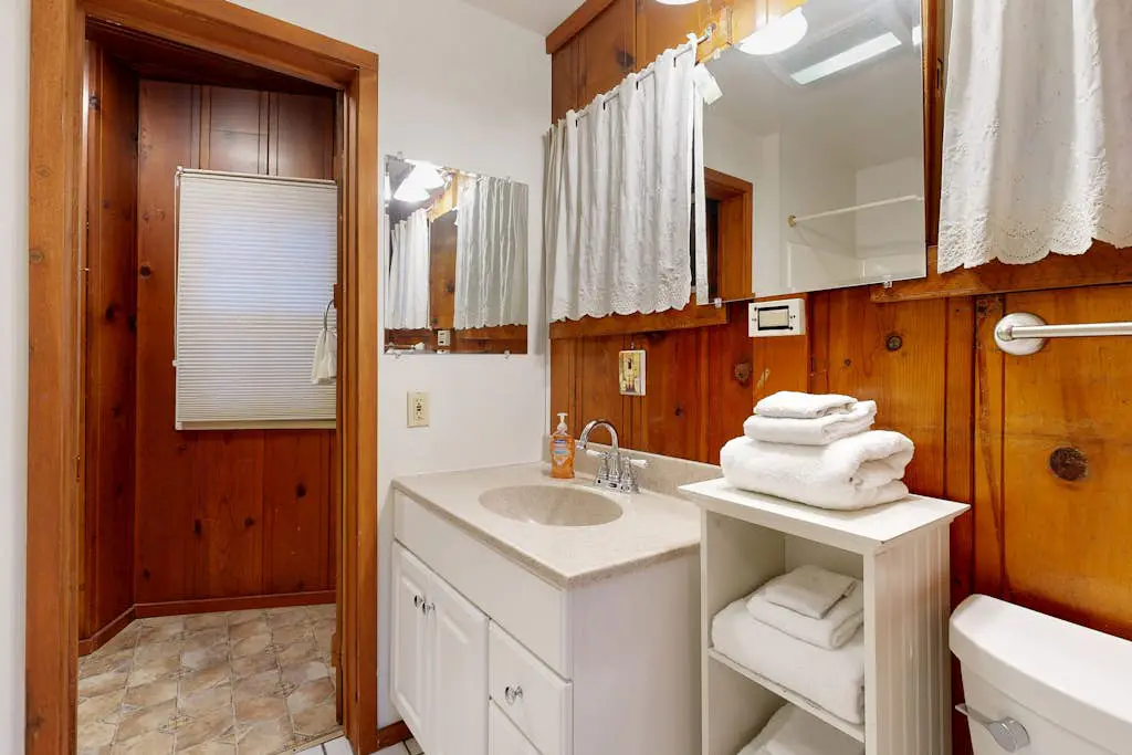 Dog-Friendly Guerneville Cabin near River