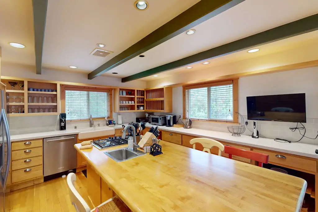 Glen Ellen Heated Pool Estate on 5 Secluded Acres