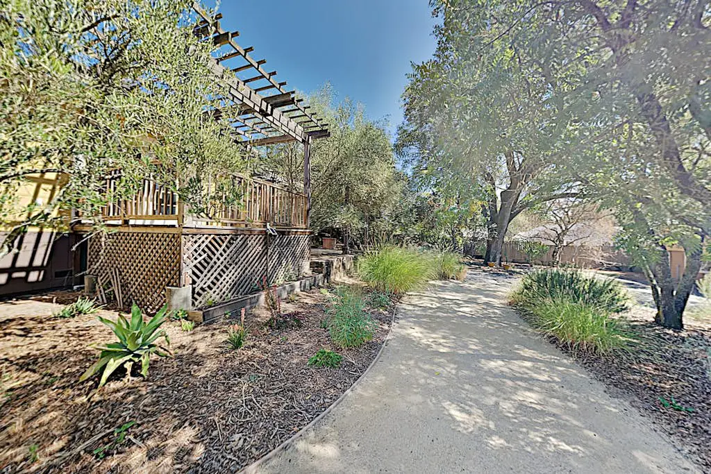 Glen Ellen Heated Pool Estate on 5 Secluded Acres