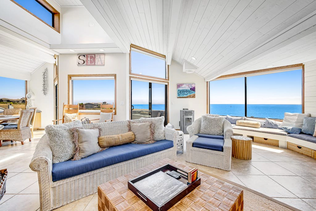 Bodega Bay Dog-Friendly Oceanview Home with Hot Tub