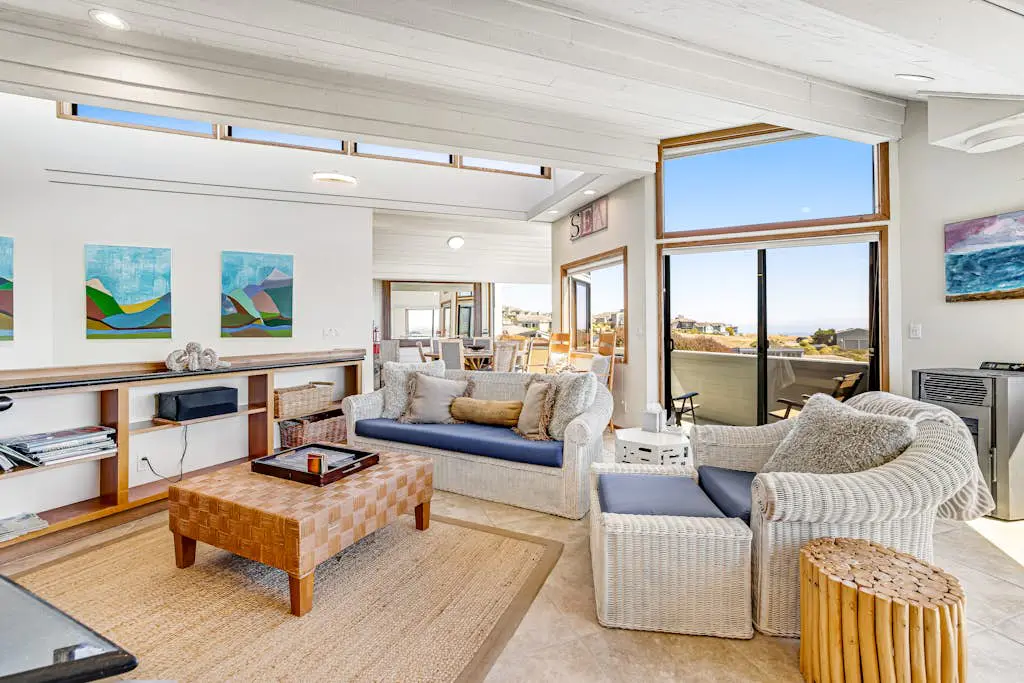 Blue Horizon - Bodega Bay Dog-Friendly Oceanview Home with Hot Tub