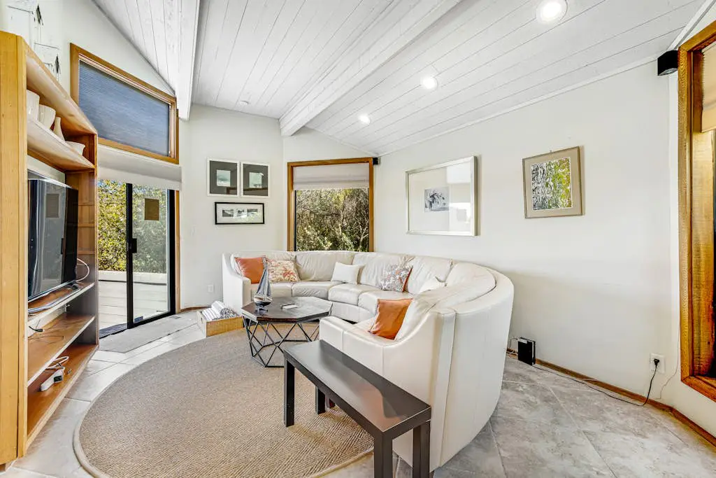 Blue Horizon - Bodega Bay Dog-Friendly Oceanview Home with Hot Tub