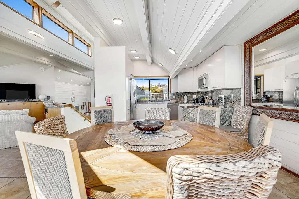 Blue Horizon - Bodega Bay Dog-Friendly Oceanview Home with Hot Tub