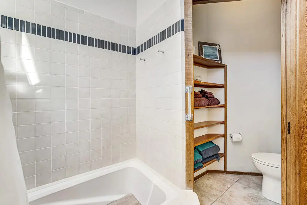 Blue Horizon - Bodega Bay Dog-Friendly Oceanview Home with Hot Tub