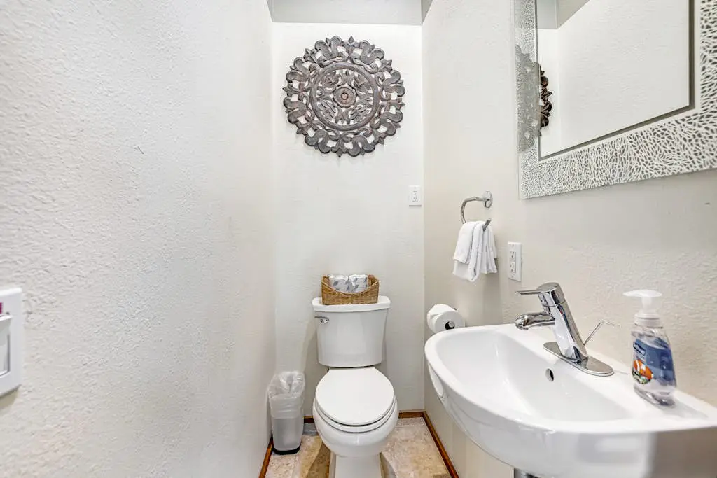 Blue Horizon - Bodega Bay Dog-Friendly Oceanview Home with Hot Tub