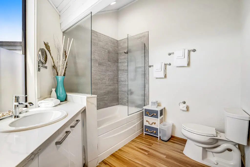 Blue Horizon - Bodega Bay Dog-Friendly Oceanview Home with Hot Tub