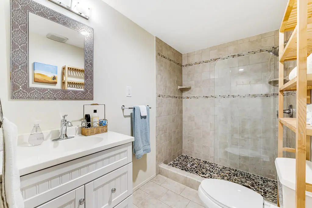 Blue Horizon - Bodega Bay Dog-Friendly Oceanview Home with Hot Tub