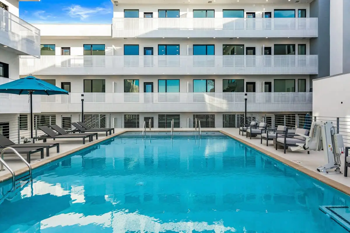 Unique Gulch View Retreat with Balcony, Seasonal Pool, & Gym